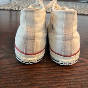 Converse high tops size 8.